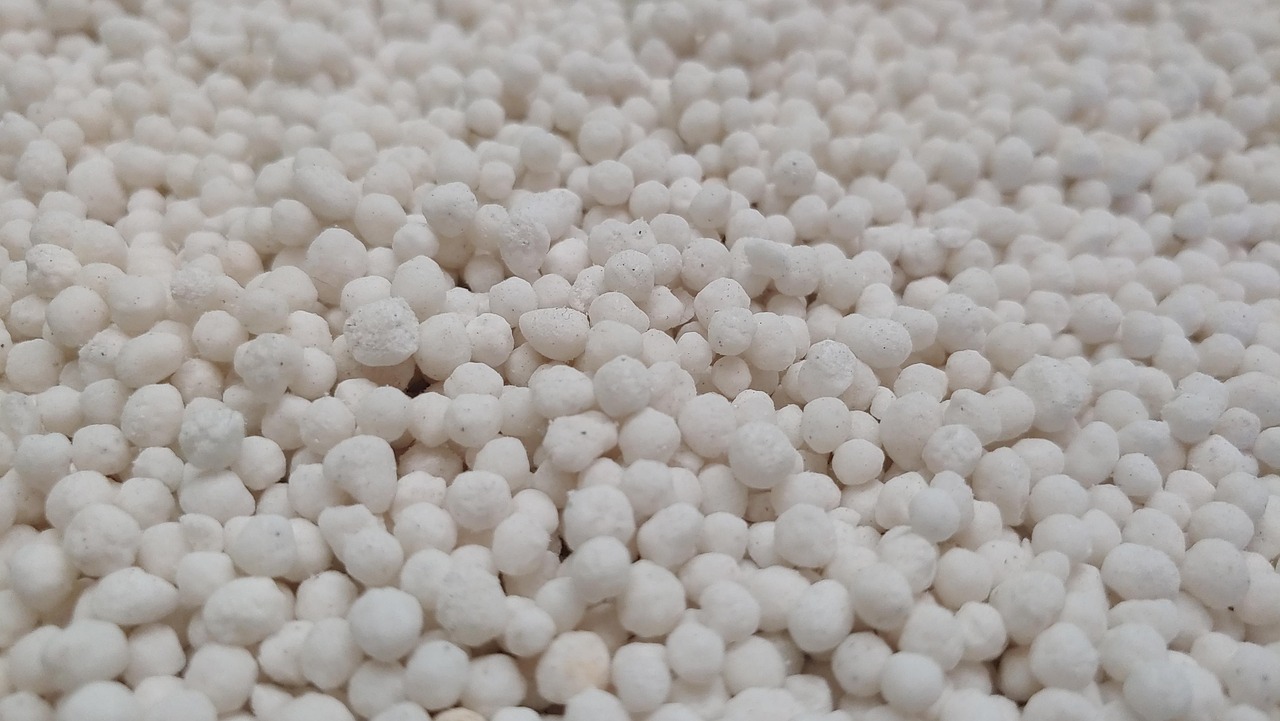 fertilizer-5201385_1280